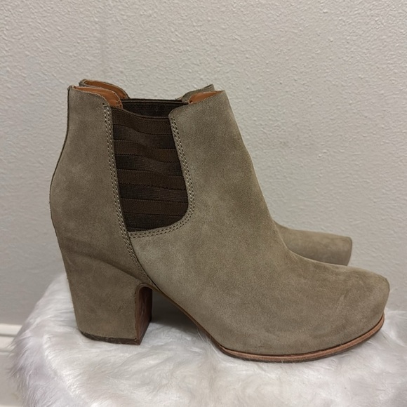 Kork-Ease Women’s Shirome Suede Bootie - Picture 5 of 10